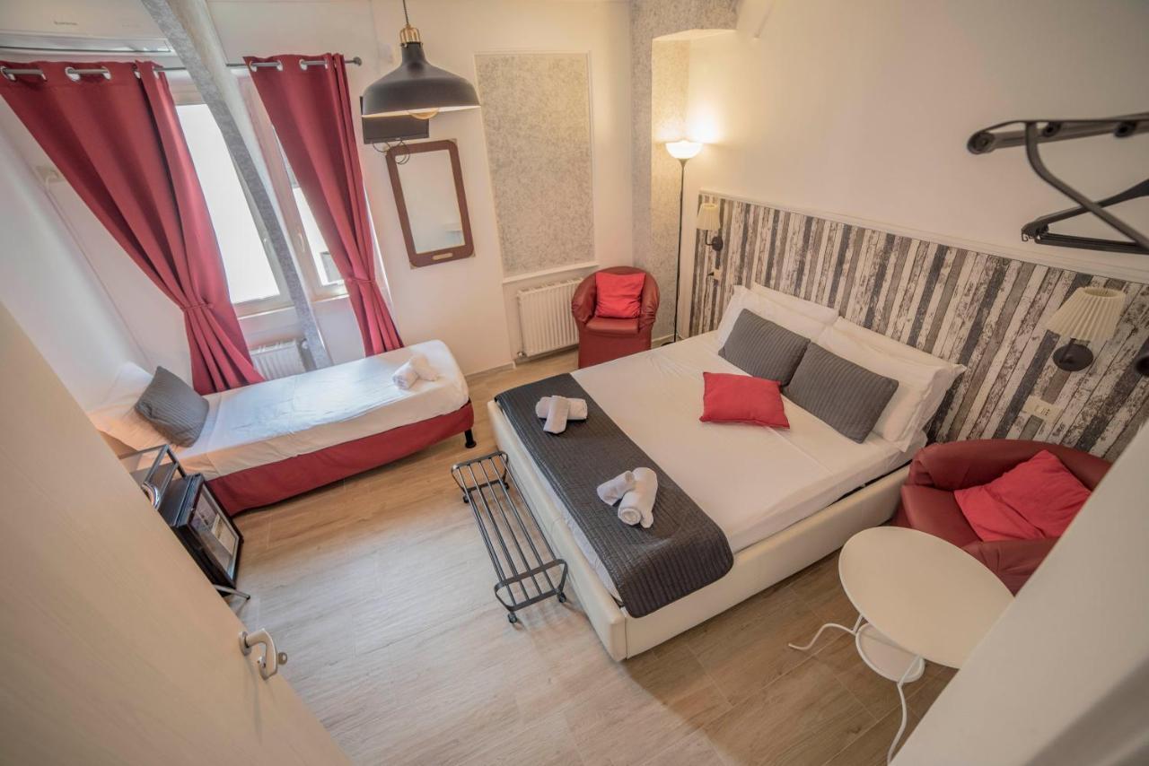 Galleria Frascati Rooms&Apartment Esterno foto
