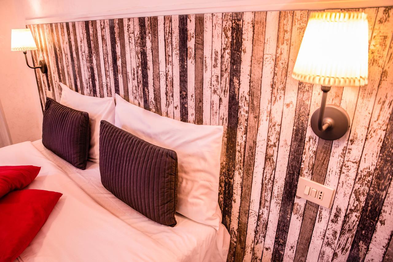Galleria Frascati Rooms&Apartment Esterno foto