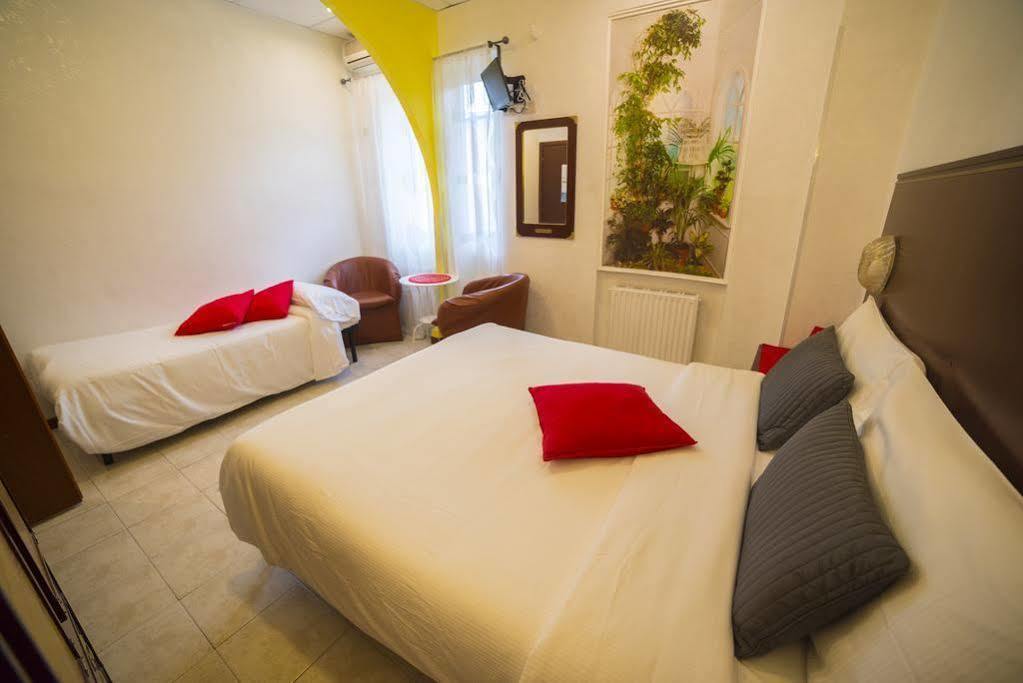 Galleria Frascati Rooms&Apartment Esterno foto