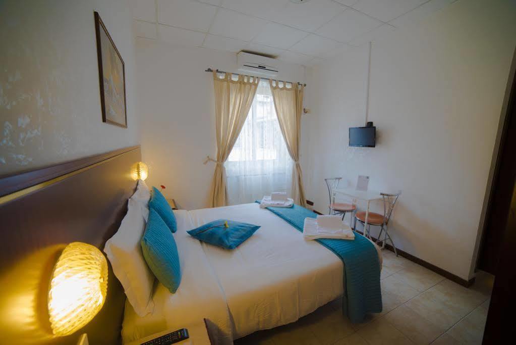 Galleria Frascati Rooms&Apartment Esterno foto