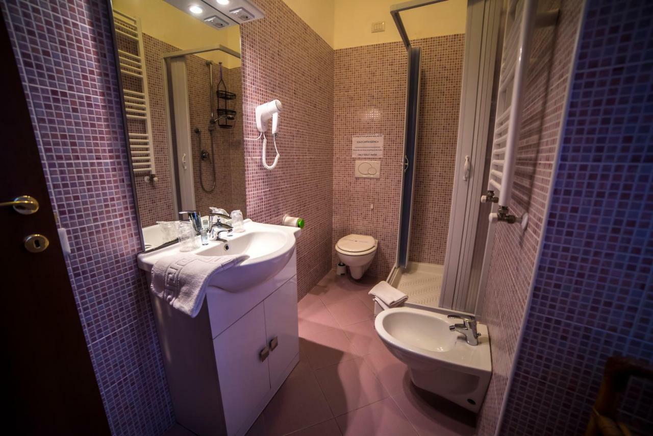 Galleria Frascati Rooms&Apartment Esterno foto